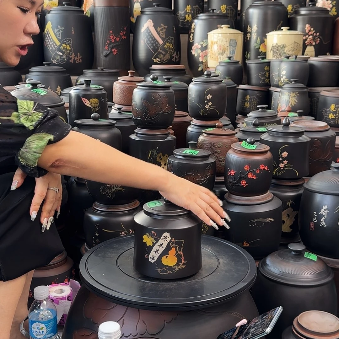 罐 瑕疵茶叶罐。713。小蛮腰彩填