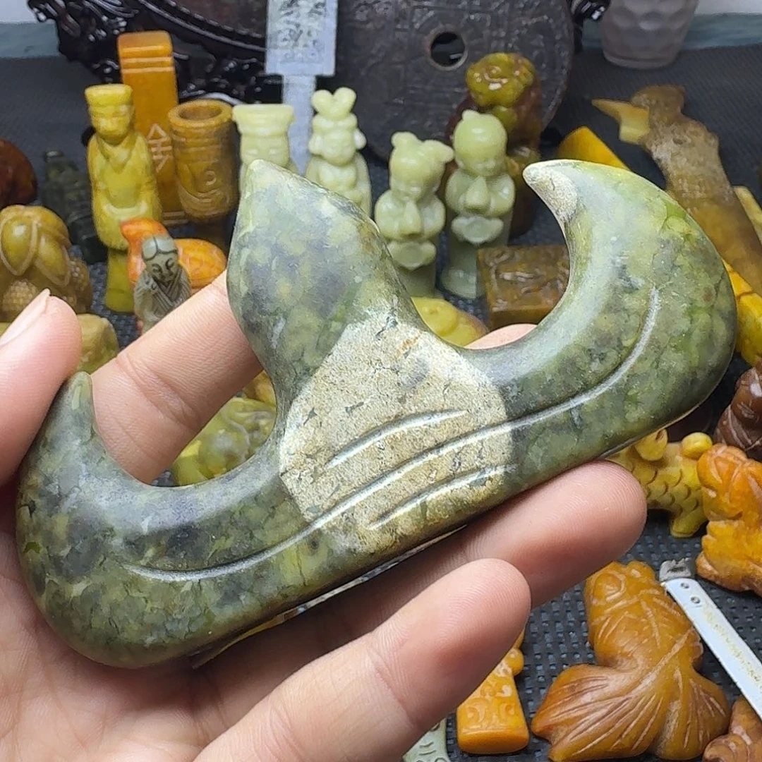 白玉菩提吊坠。。。