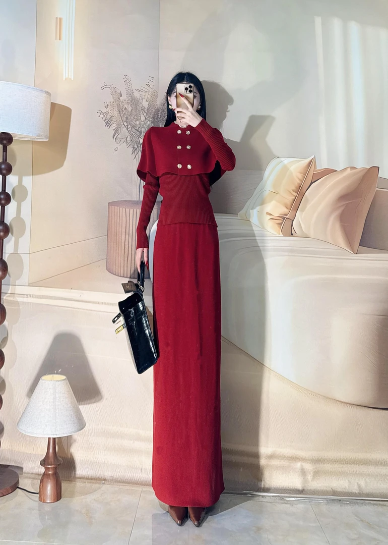 复古风气质双排扣斗篷秋冬季披肩长袖针织衫高腰开叉长裙三件套