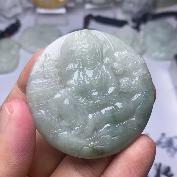 翡翠未镶嵌颈饰翡翠