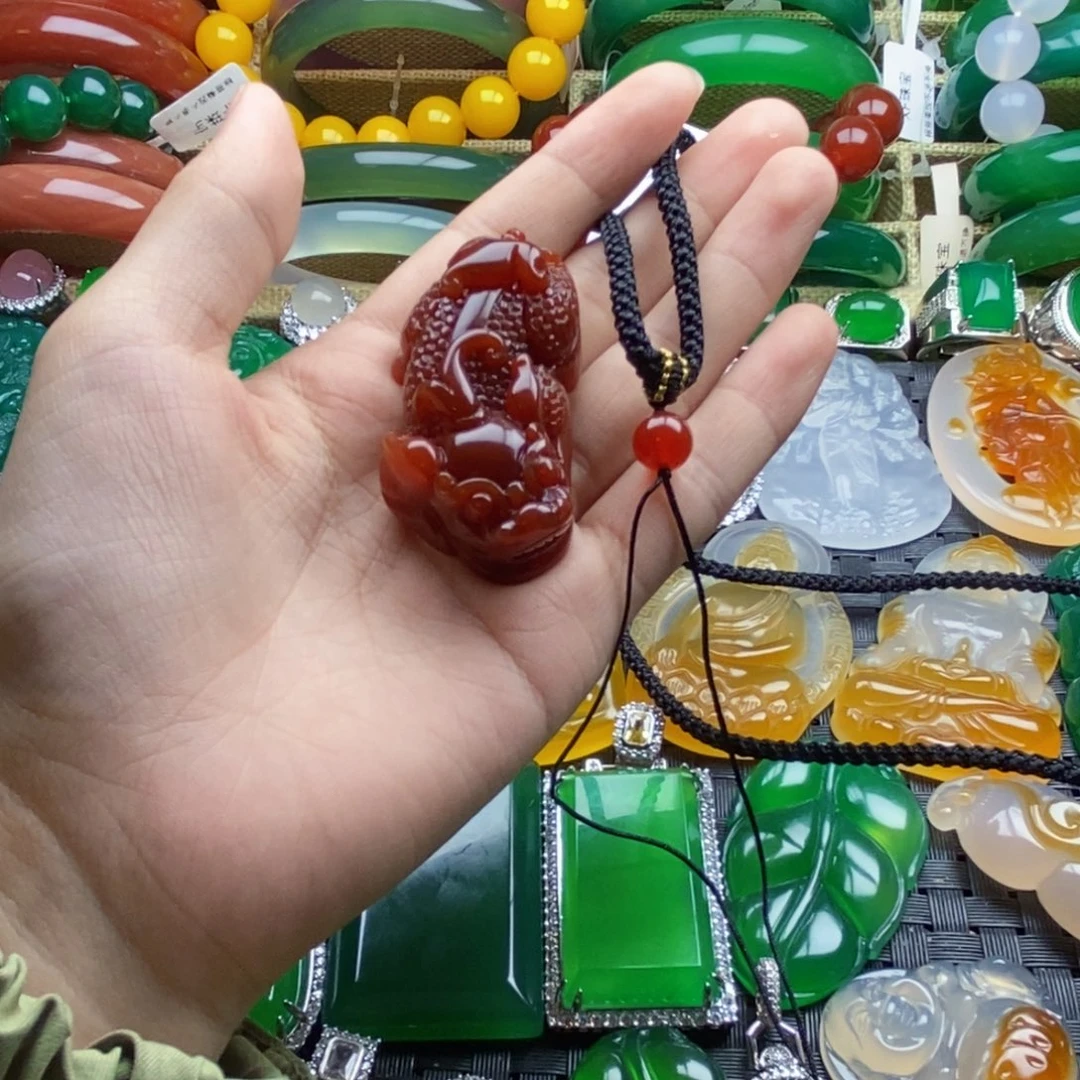 玛瑙/玉髓未镶嵌颈饰
