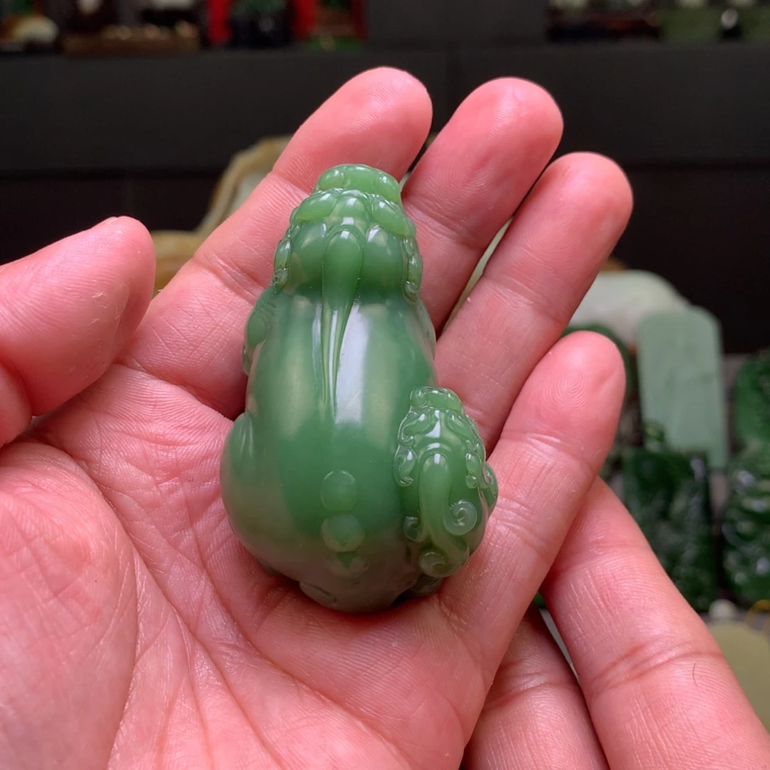 和田玉和田玉吊坠未镶嵌未镶嵌