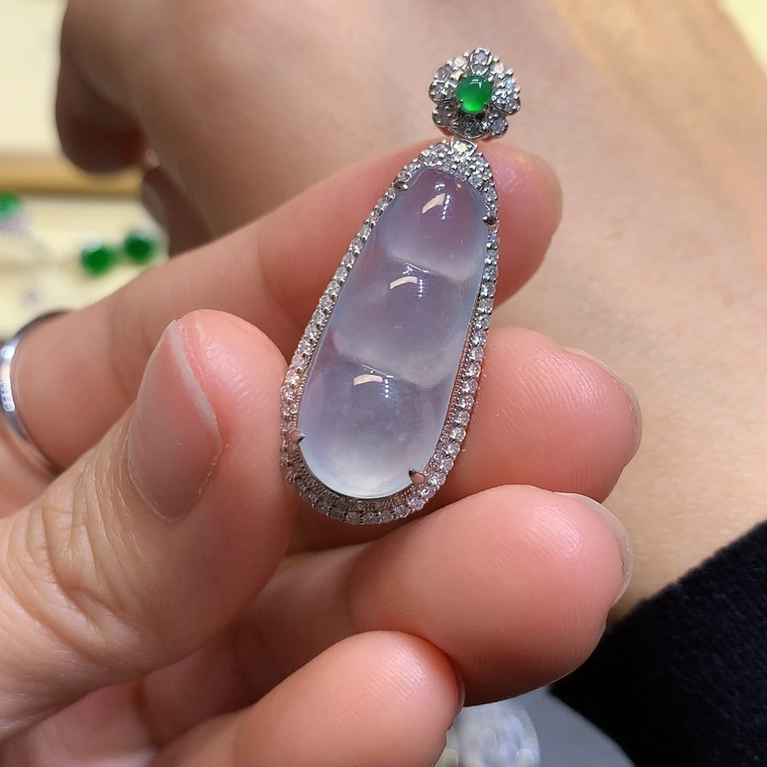 翡翠吊坠(不含链)18K金镶嵌