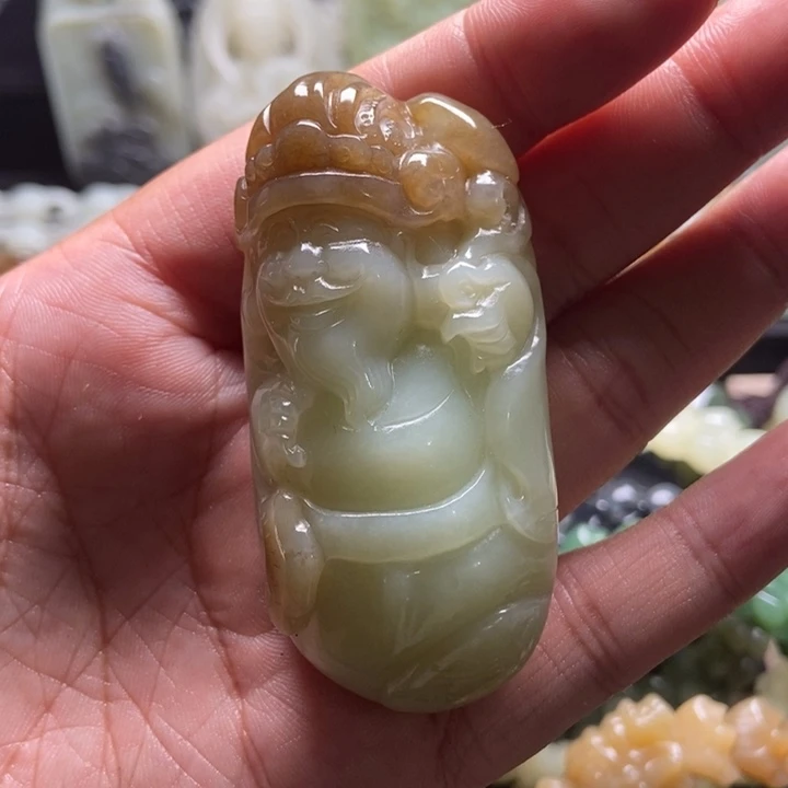 颈饰未镶嵌和田玉彩*