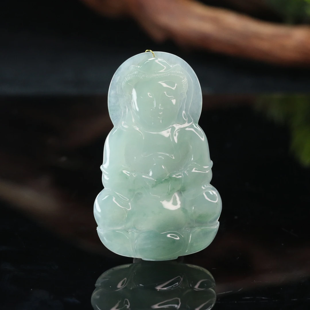 lot17天然缅甸翡翠A货冰晴观音/300928保利厦门拍卖