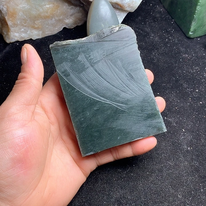 和田玉（糖玉）未镶嵌珠宝奇石