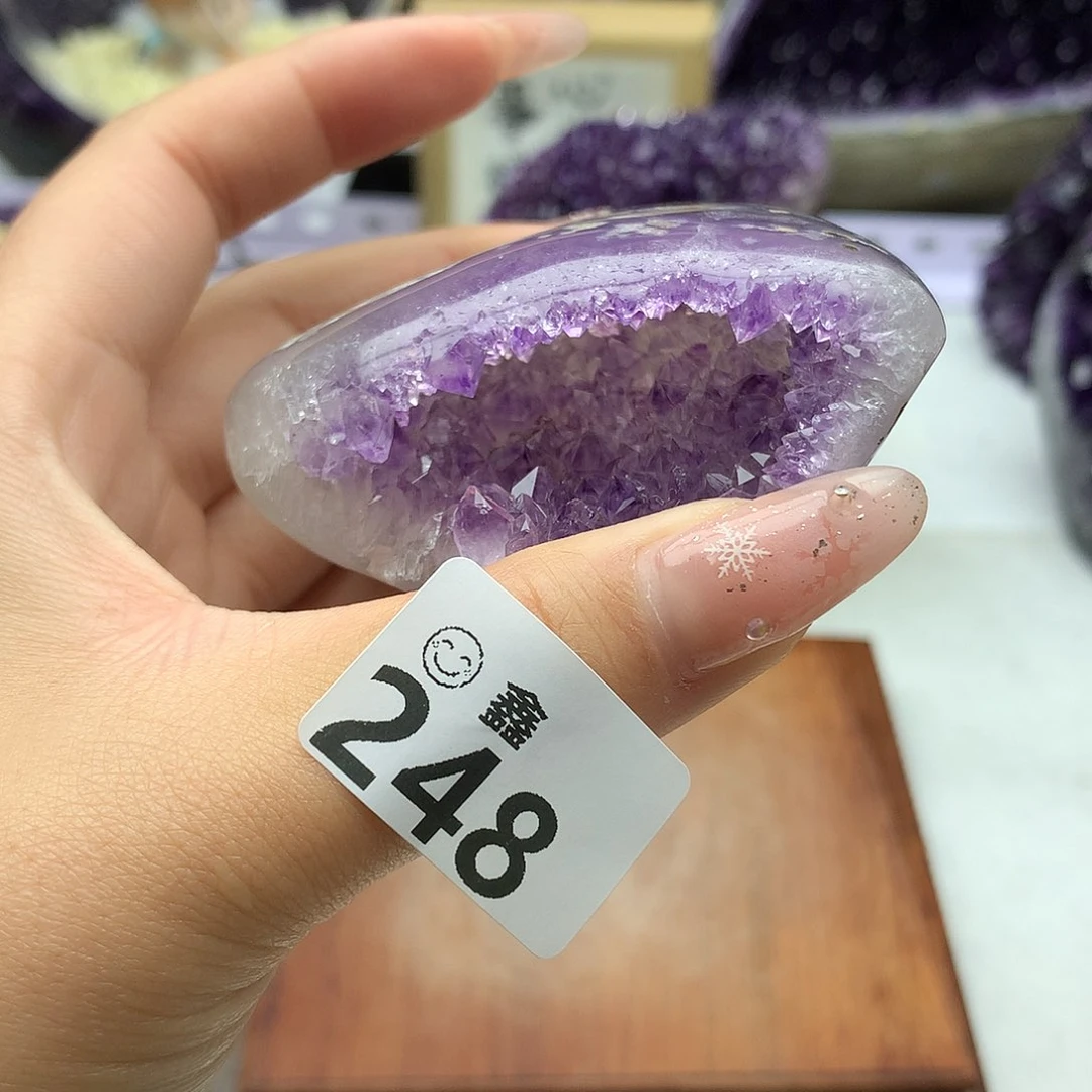 未镶嵌大型摆件（非配饰）水晶