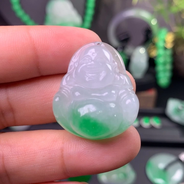 翡翠未镶嵌吊坠(赠链)