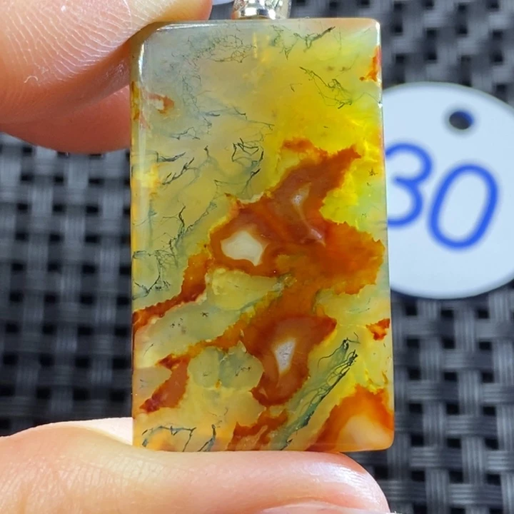 玛瑙/玉髓颈饰未镶嵌刘*豪