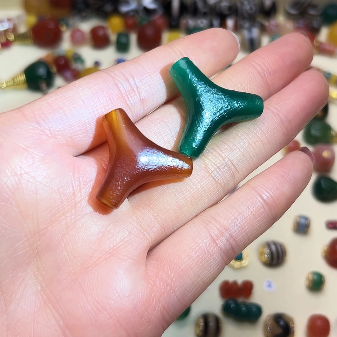 玛瑙/玉髓未镶嵌三通，拍一发一