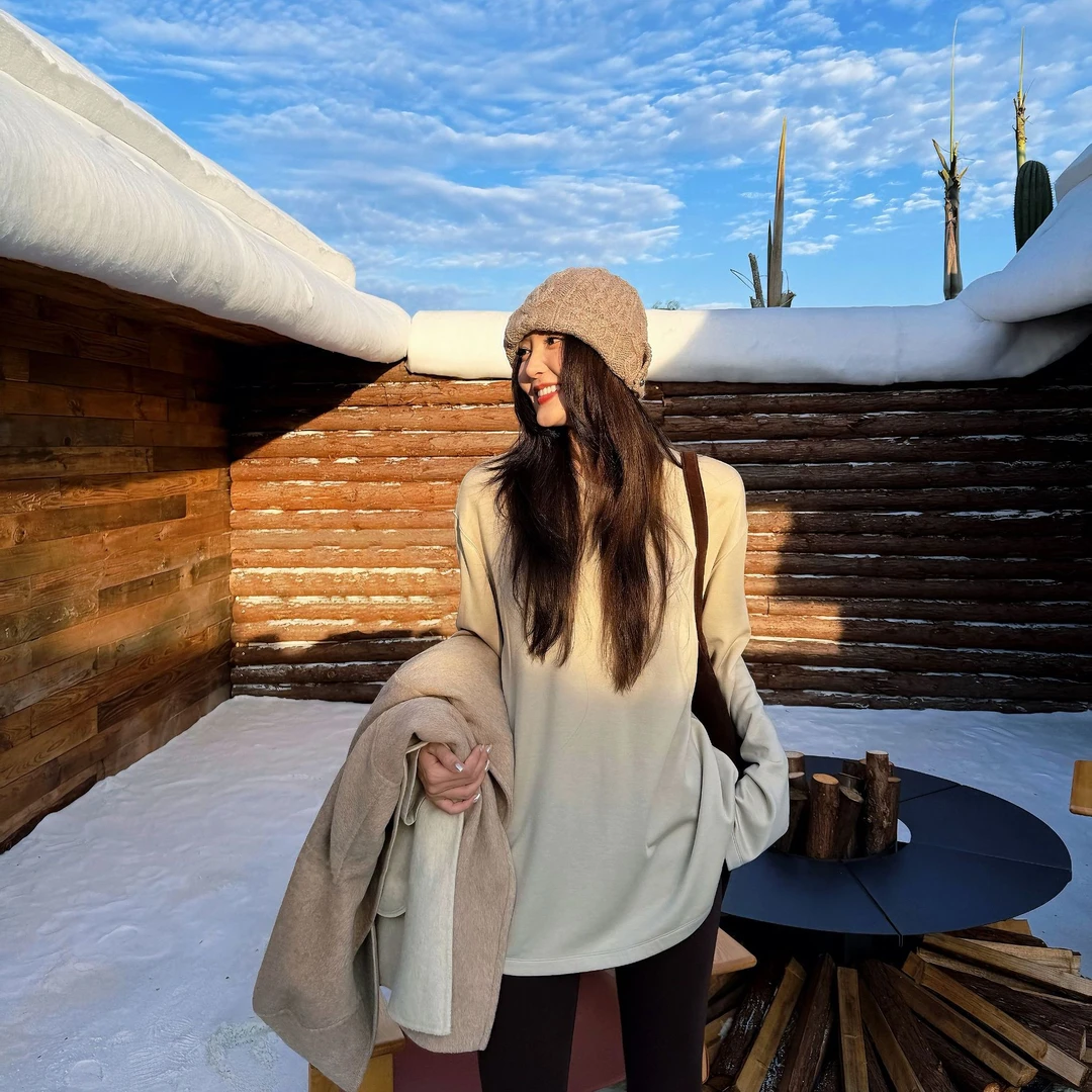 Moprobably李予诺「莫砚」极简风纯色百搭圆领打底长袖T恤L5347079