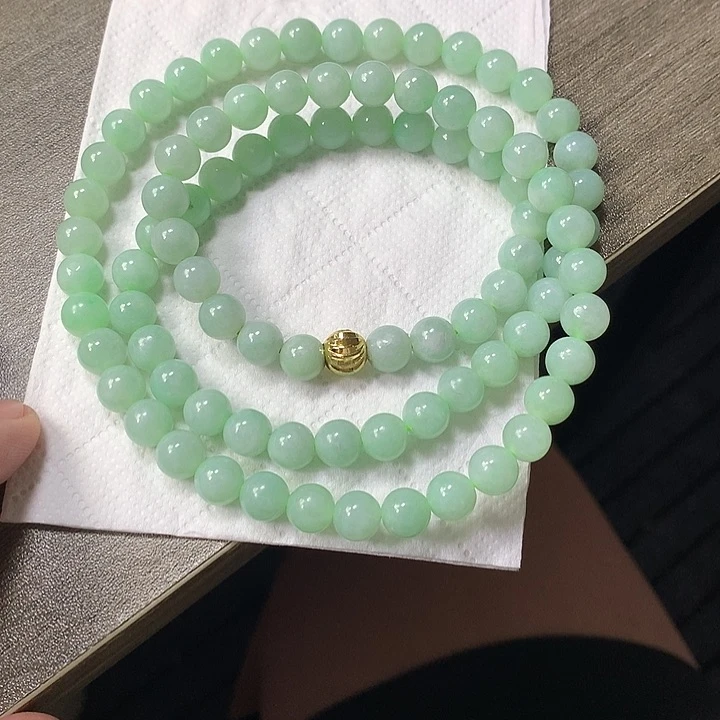 翡翠未镶嵌颈饰卡8