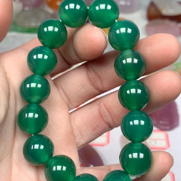 玛瑙/玉髓颈饰未镶嵌为**候