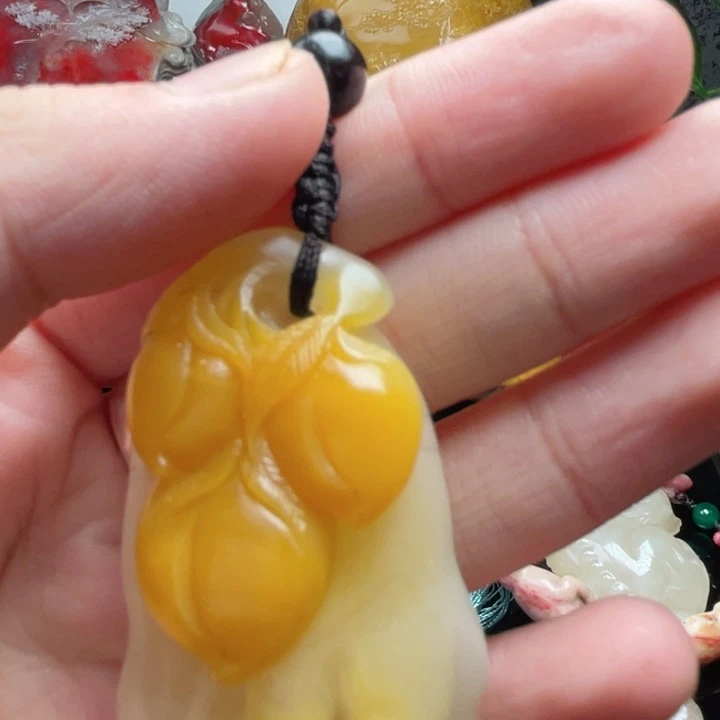 老挝石结晶田黄地