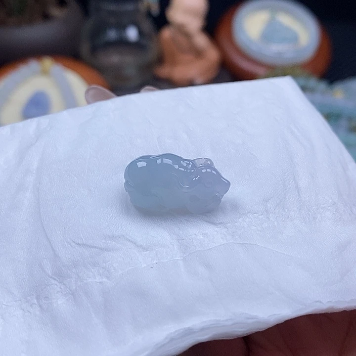 翡翠挂件未镶嵌V*V吊坠