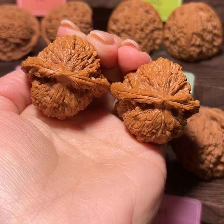 木质类南疆文玩核桃