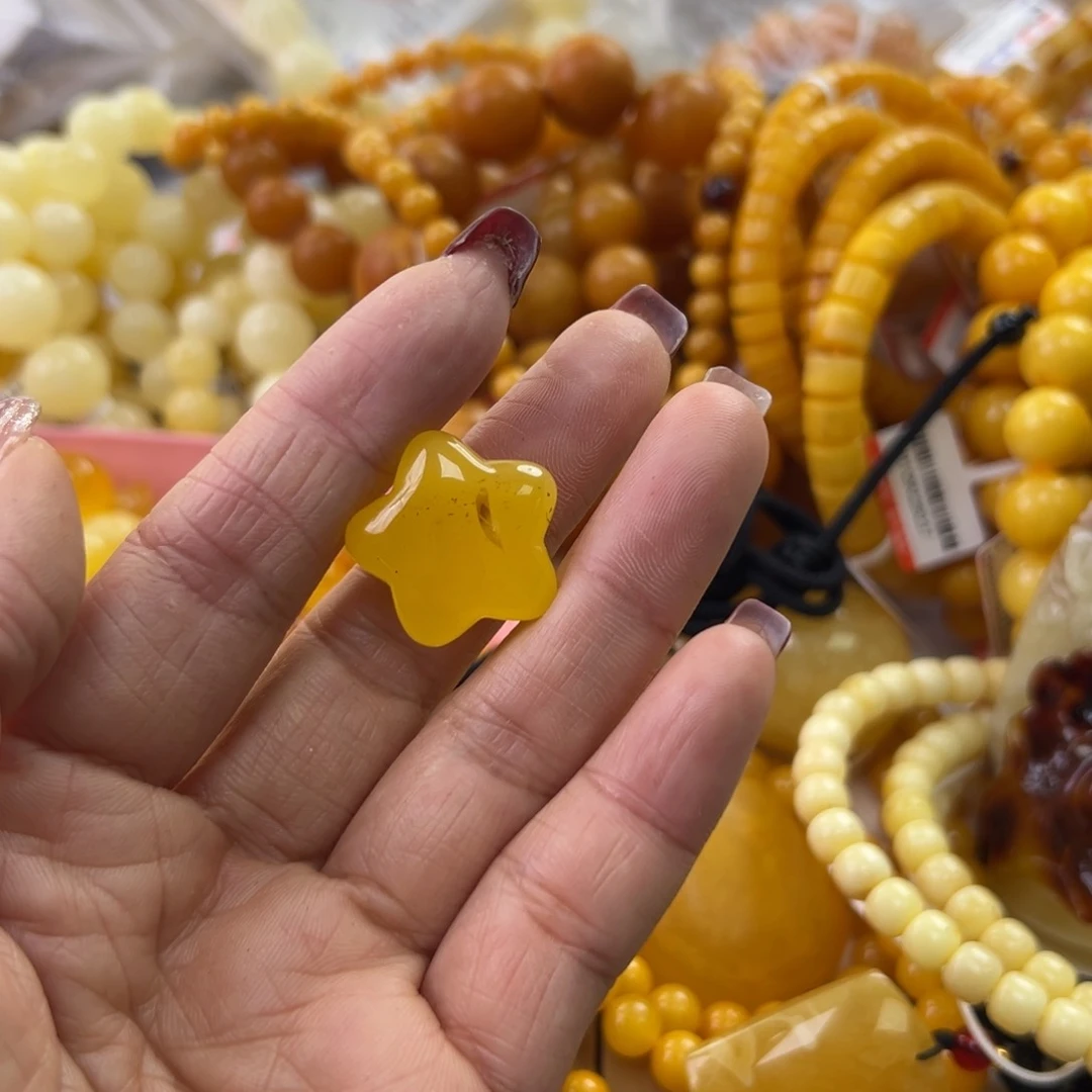 琥珀珠宝奇石未镶嵌