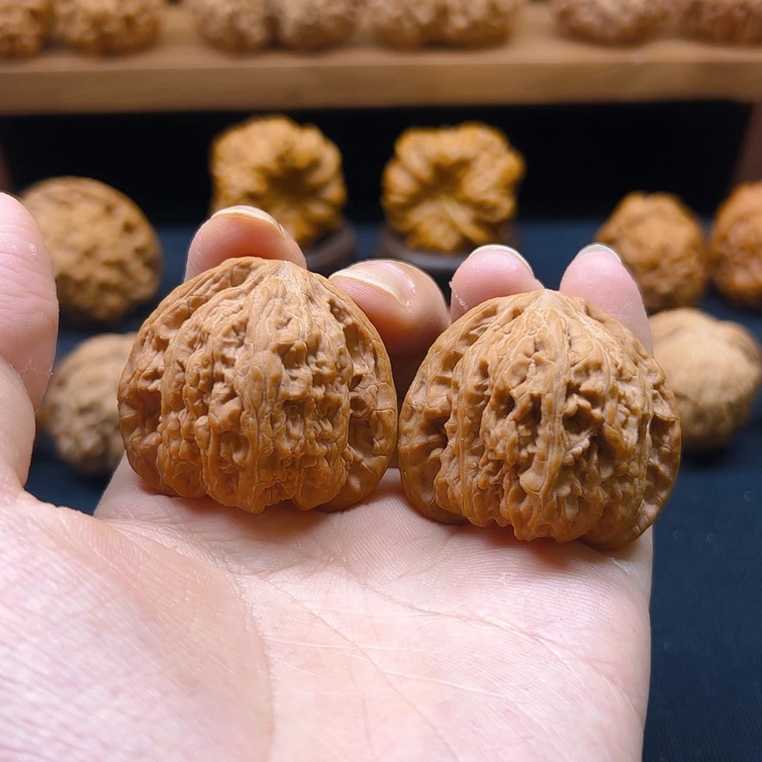 把件核桃三角承德密纹41全品