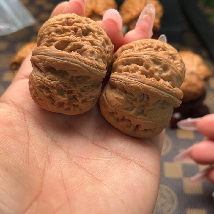 核桃43元宝尖黄文玩