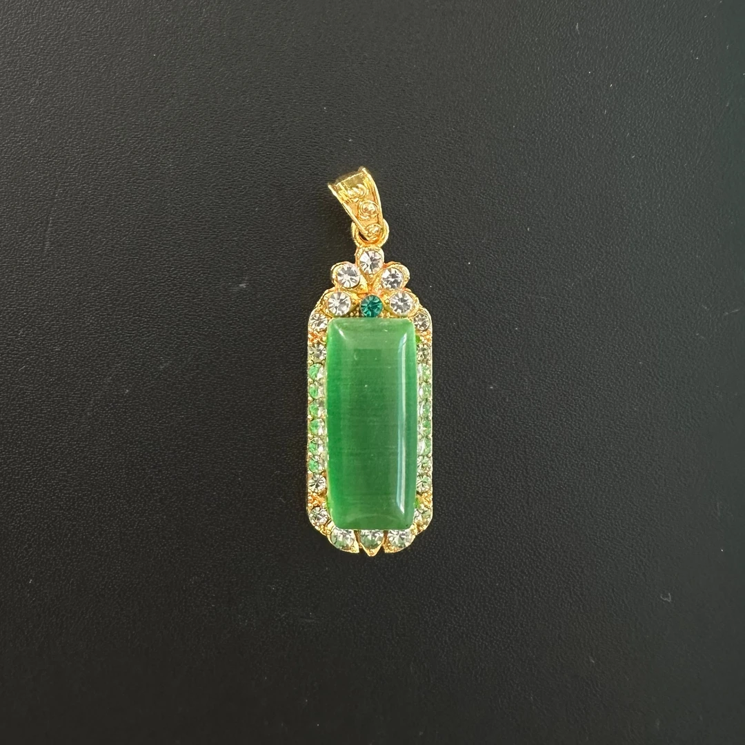 高奢--收藏--典藏级首饰配礼盒配链子D014