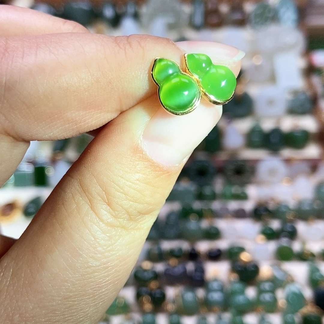 银S925镶嵌和田玉耳饰