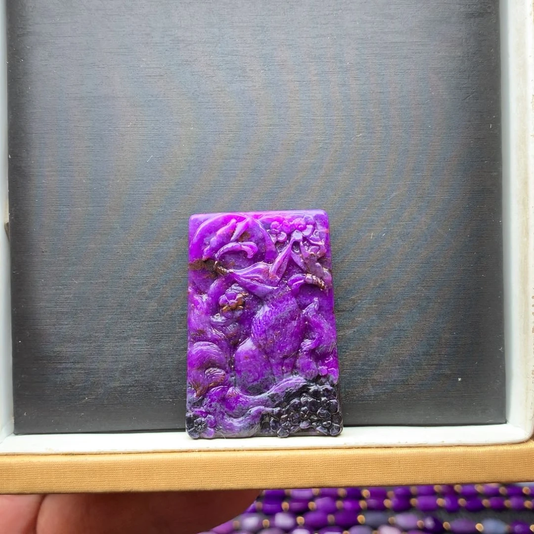 未镶嵌苏纪石（舒俱来）吊坠
