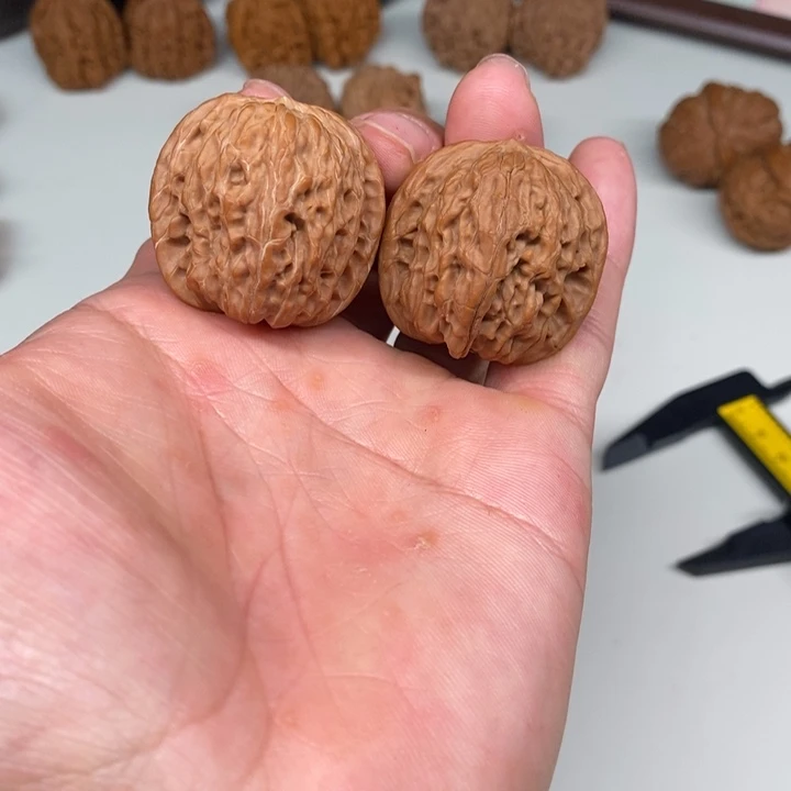 文玩核桃把件磨盘