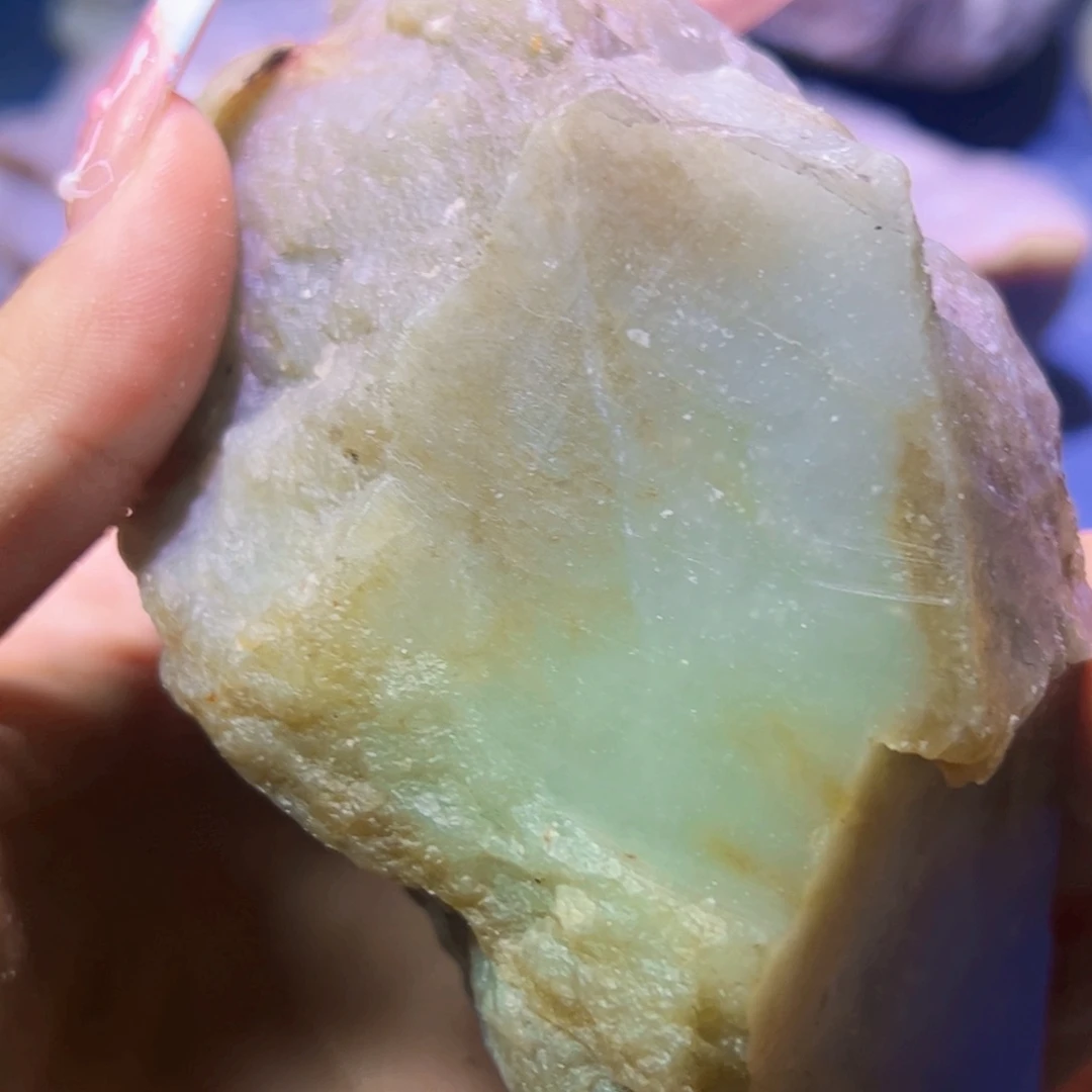 未镶嵌和田玉（糖玉）珠宝半成品