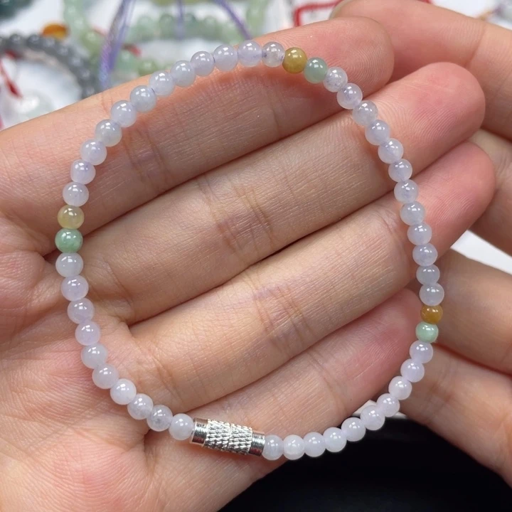 杨***娘翡翠挂件未镶嵌手串