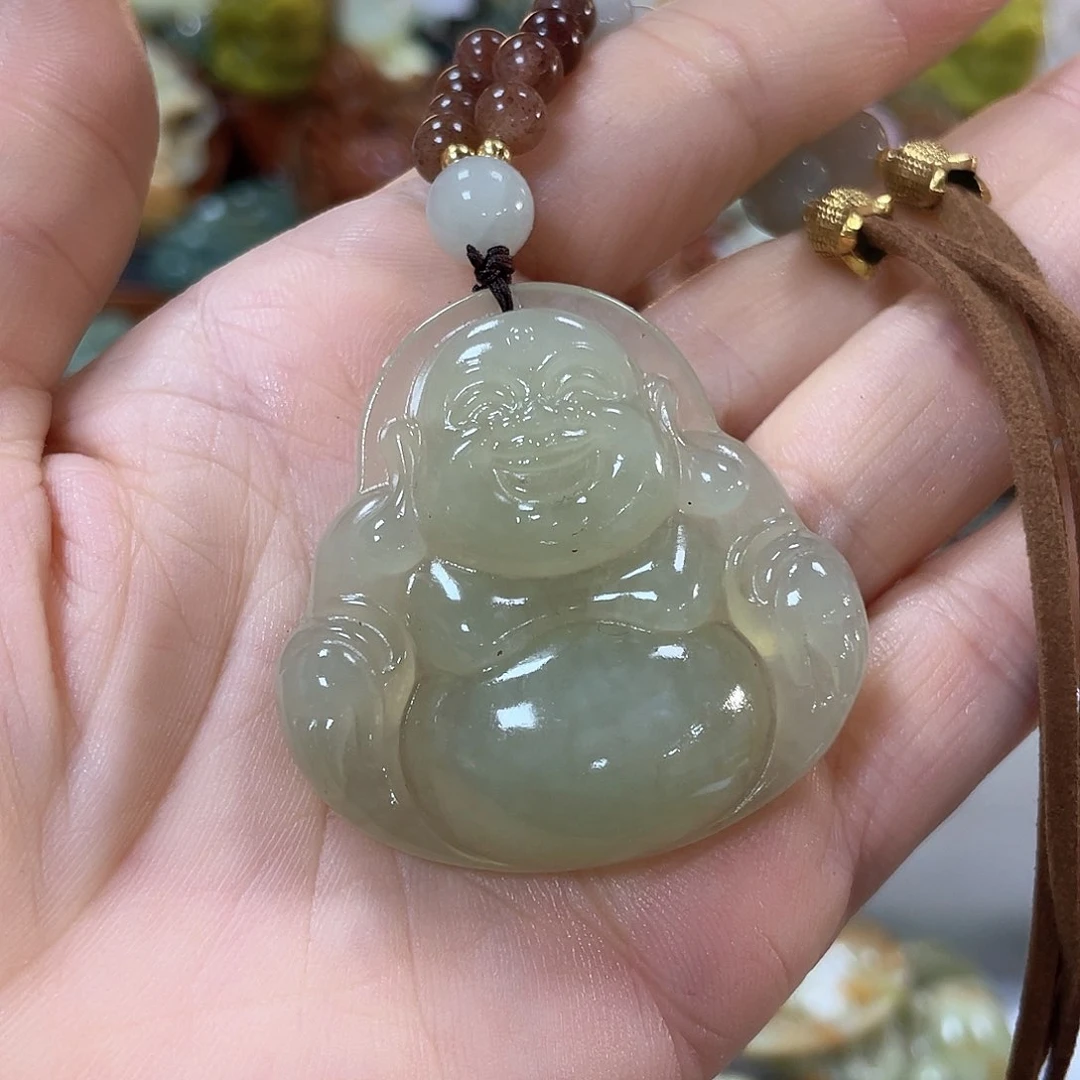蛇纹石玉颈饰未镶嵌