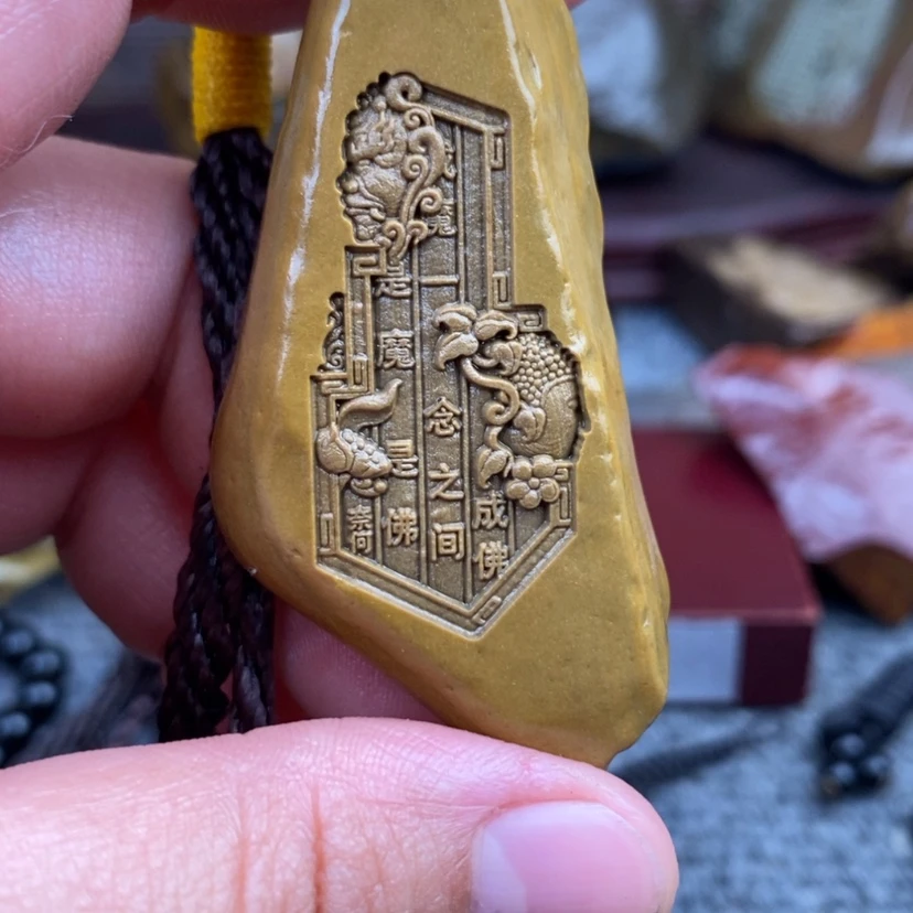 【闪购商品】原石雕刻手把件