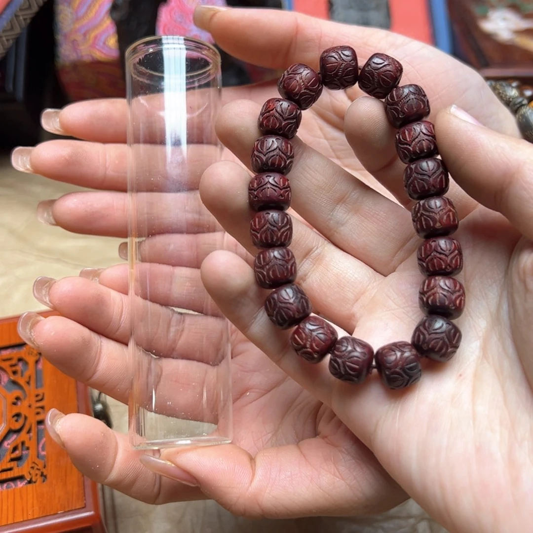 大叶紫檀（黑酸枝木类）