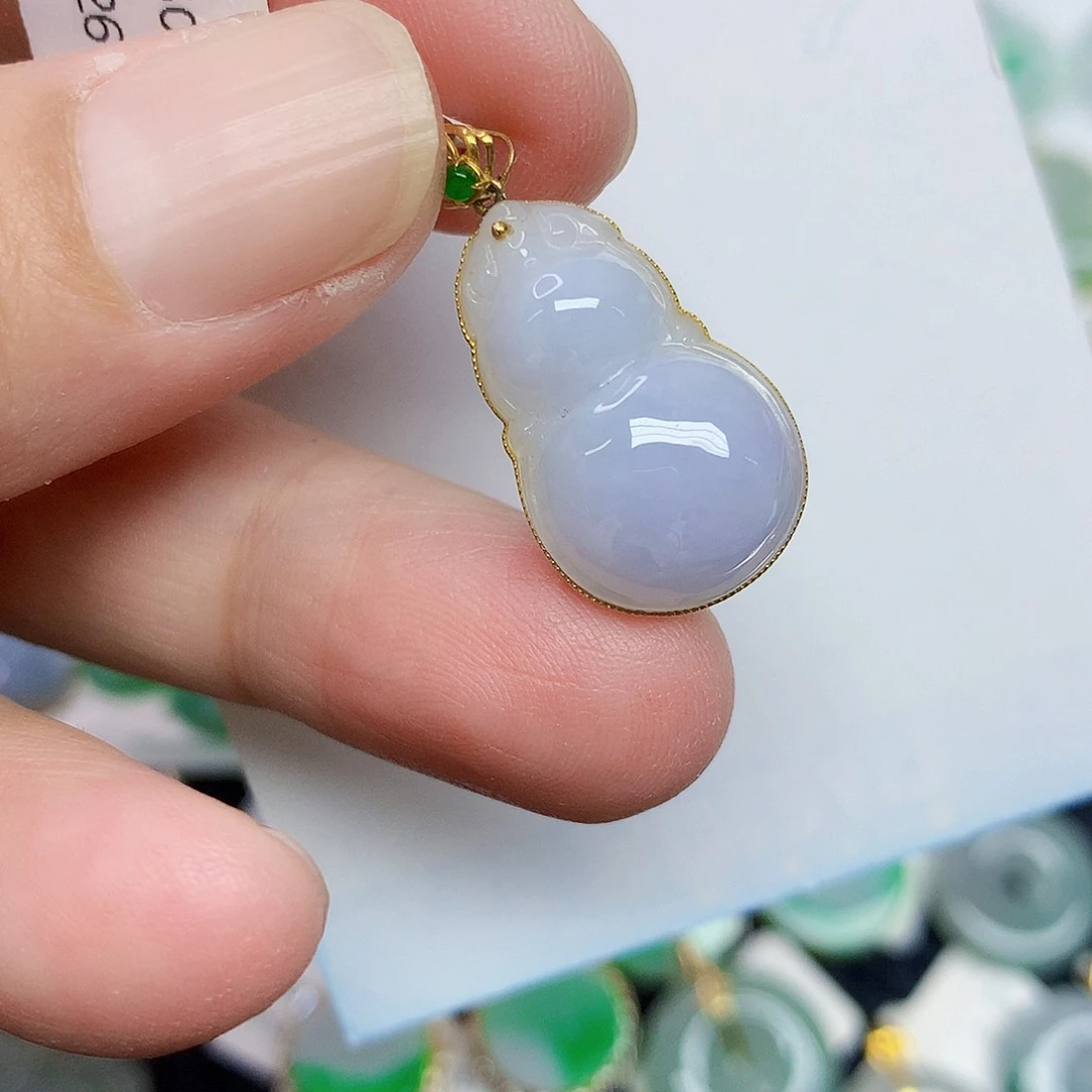翡翠18K金镶嵌颈饰35677