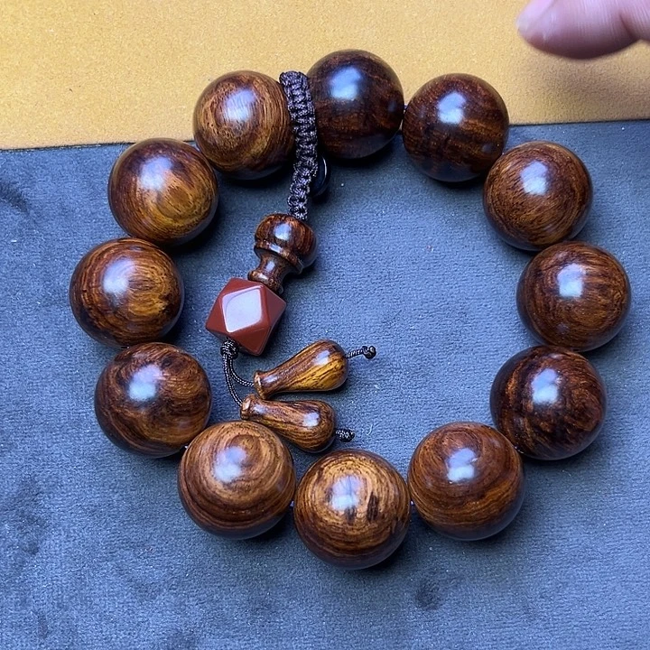 黄花梨/降香黄檀手串/手链2.0油梨老料芝麻花手串