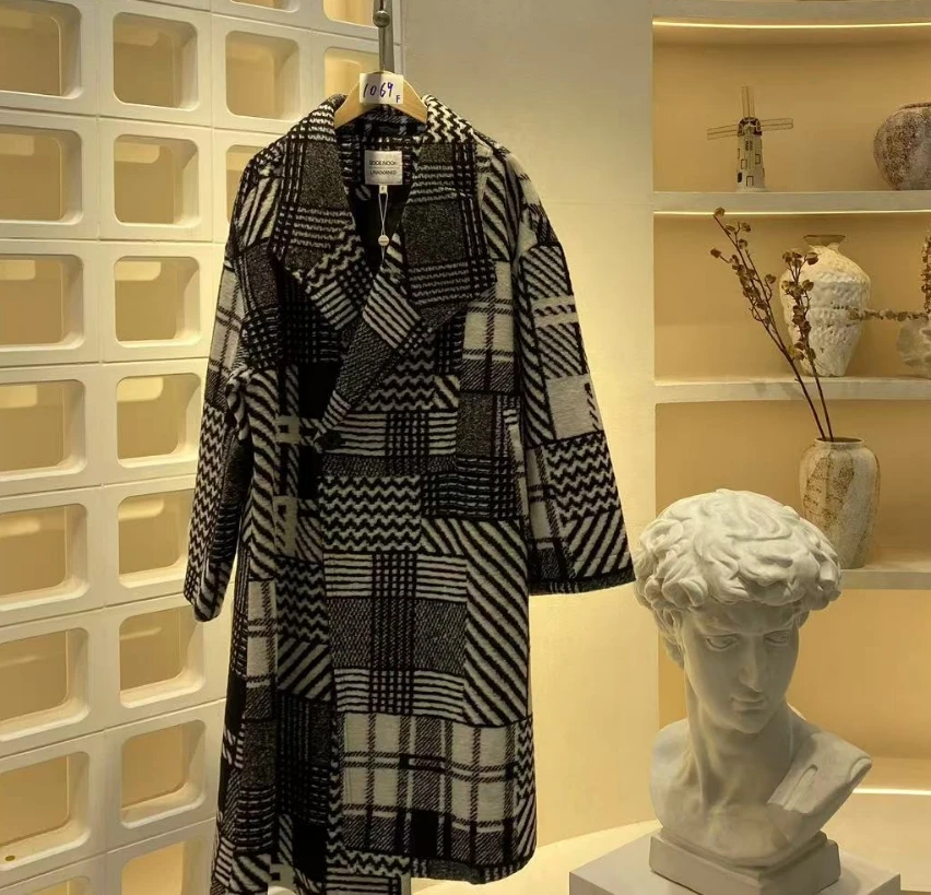 【#1069】（女装）秋冬款气质轻奢时尚高级女装