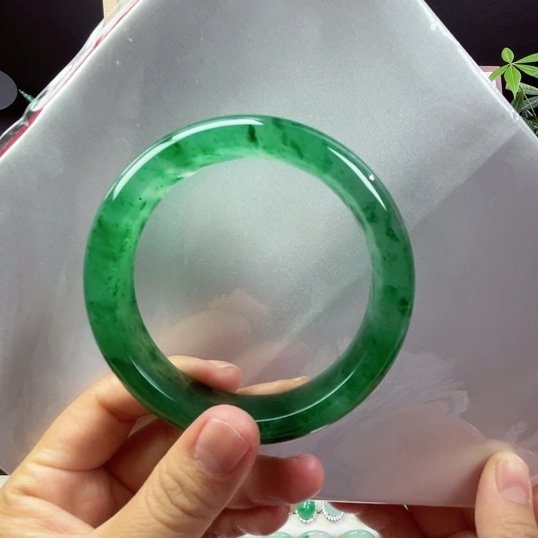 石英质玉未镶嵌手镯61