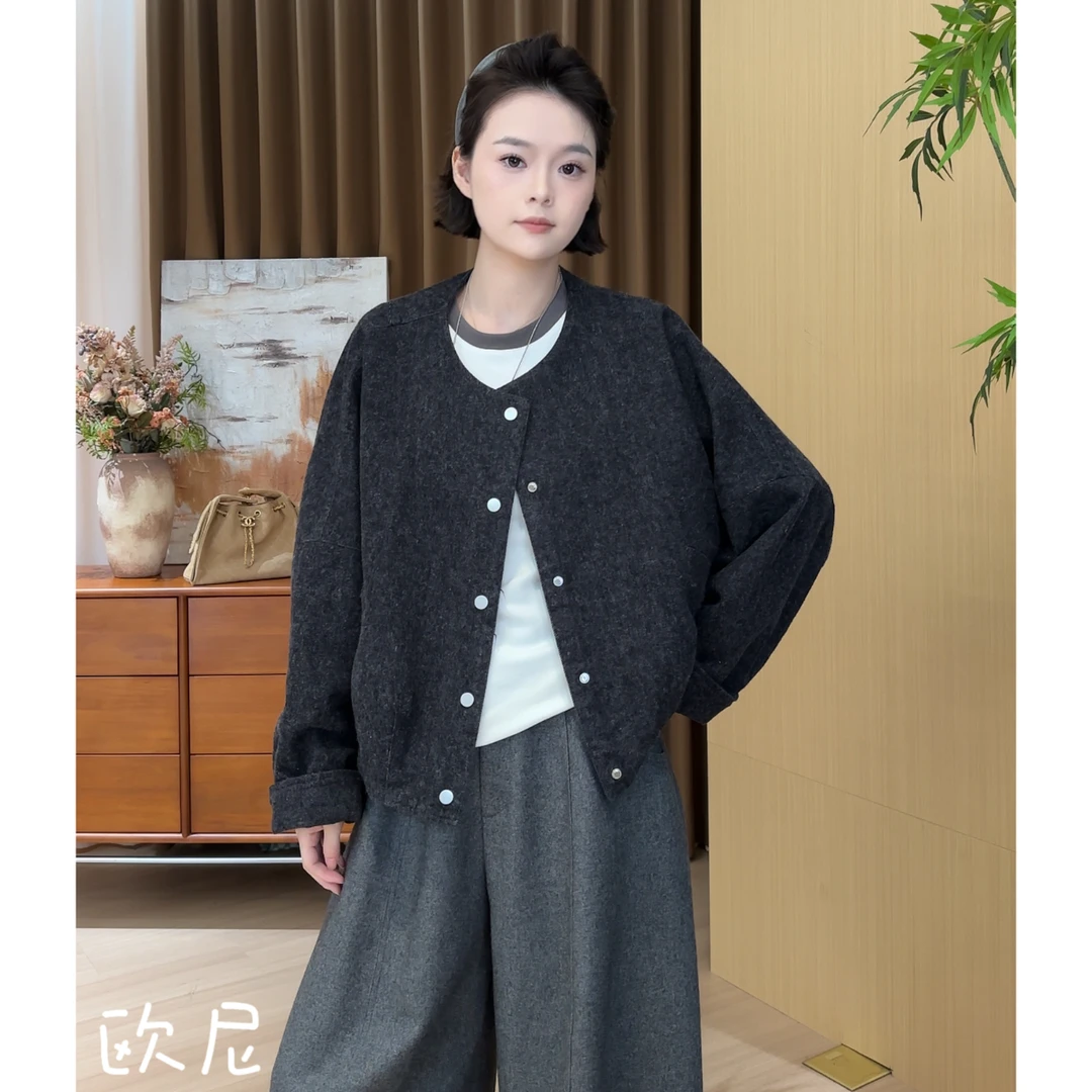 欧尼私服 2025新款【翡色】原创定制私服自留百搭圆领外套2509C5337