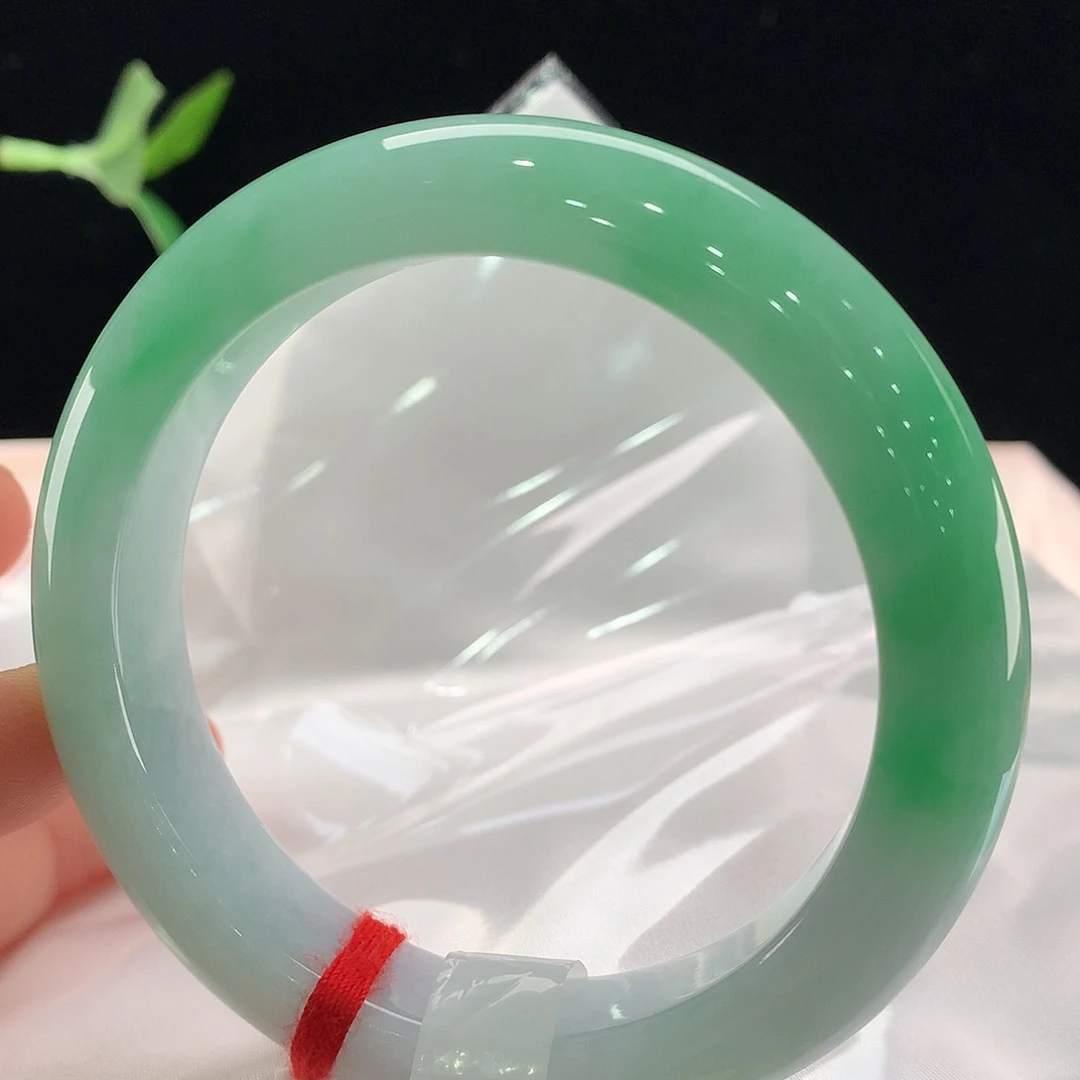 翡翠未镶嵌手镯1867