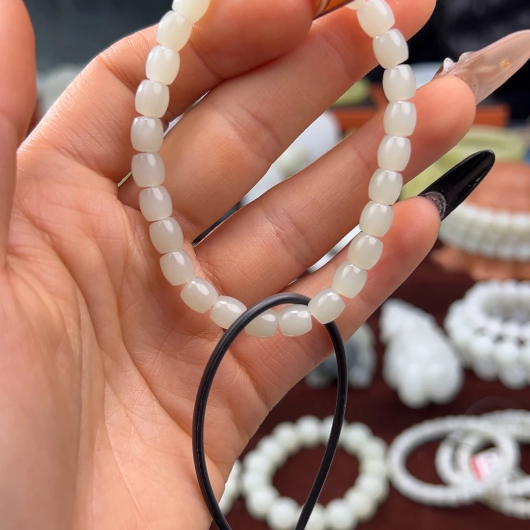 和田玉未镶嵌手链