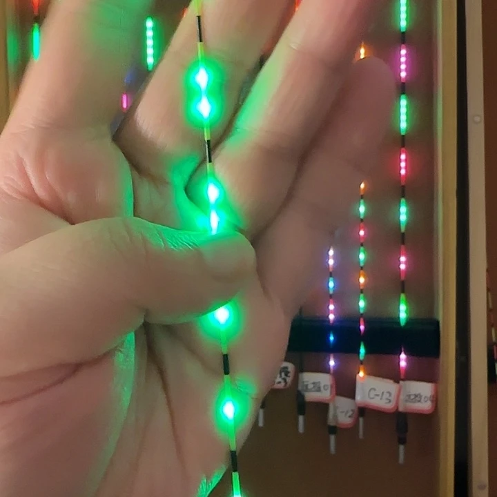 庆***哥茅草425. F22变色长20