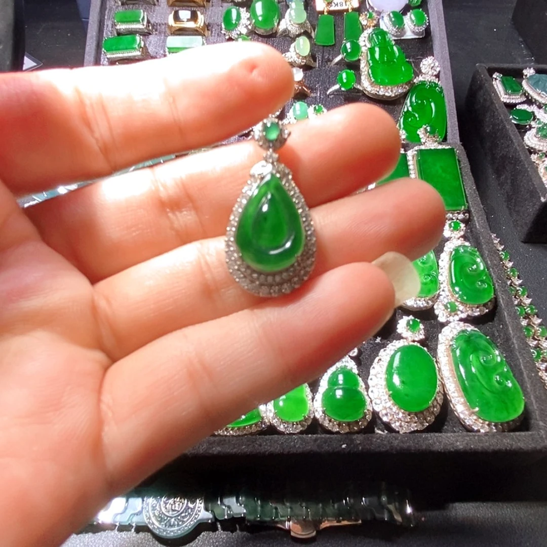 翡翠未镶嵌吊坠(不含链)A货翡翠22