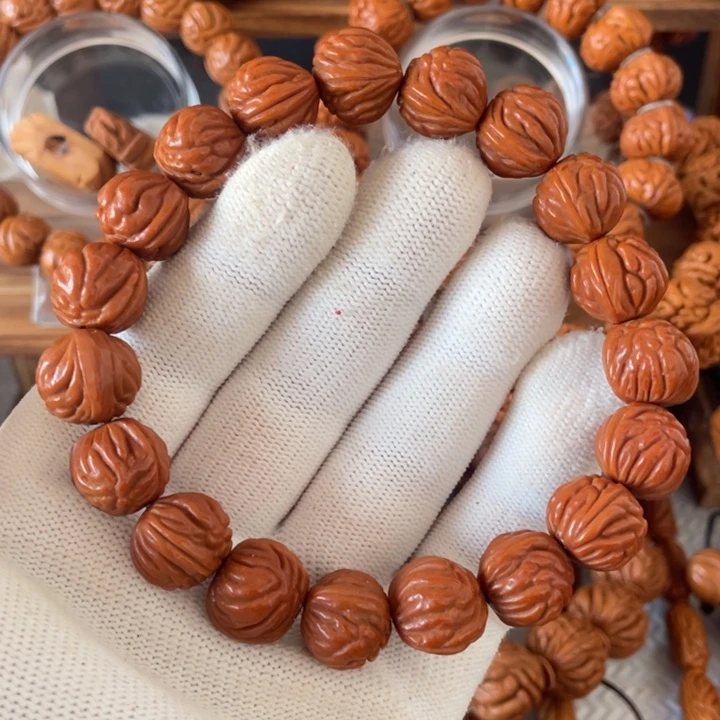 桃木5号链接桃核手串一个