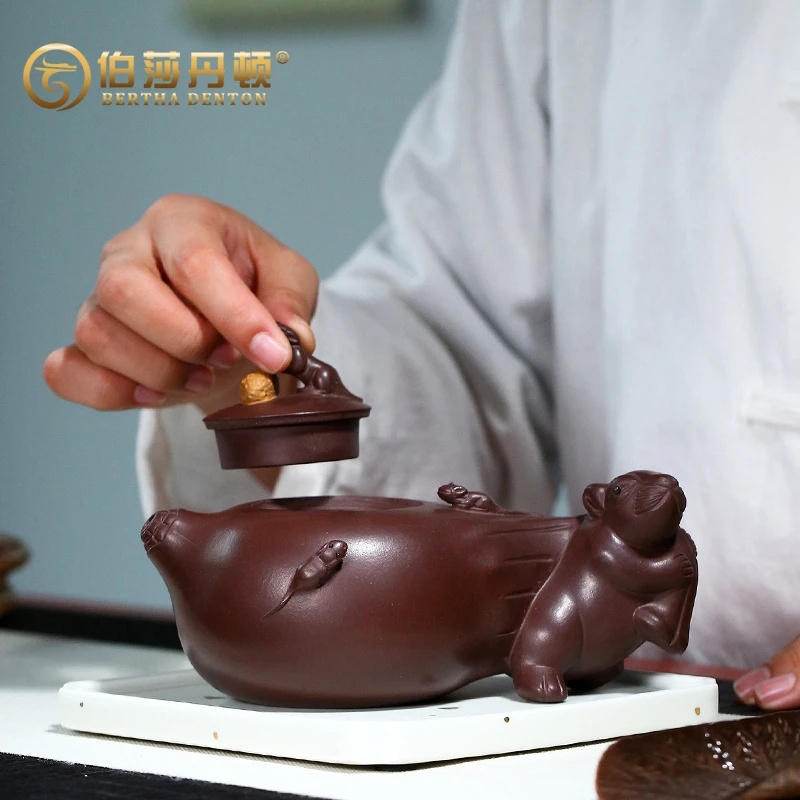 BERTHA DENTON宜兴名家原矿紫砂壶全手工五子登科生肖老鼠茶具