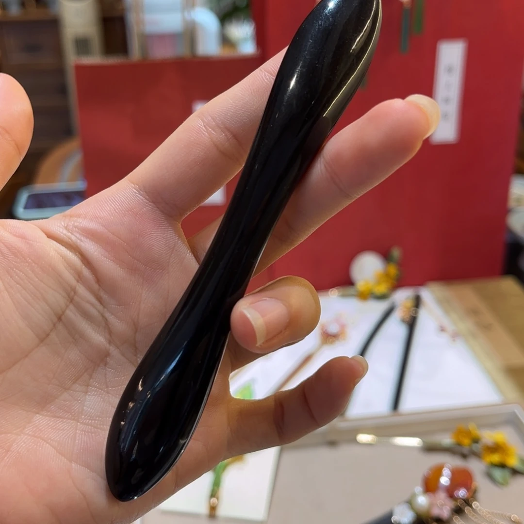 非金属黑牛角发簪一支