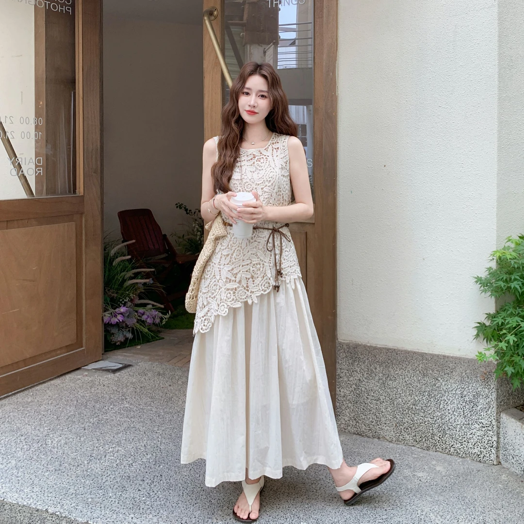 法式勾花镂空背心叠穿吊带连衣裙两件套女2025夏新款不规则度假风