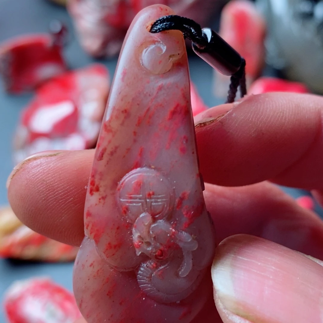 昌化鸡血石昌化鸡血石挂件