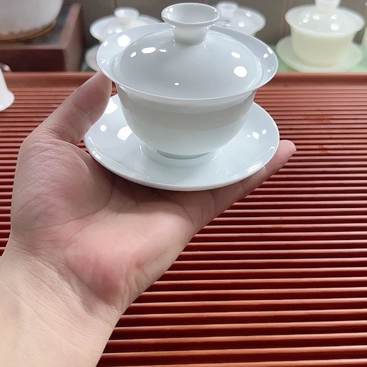 7501高白瓷130ml薄胎盖碗