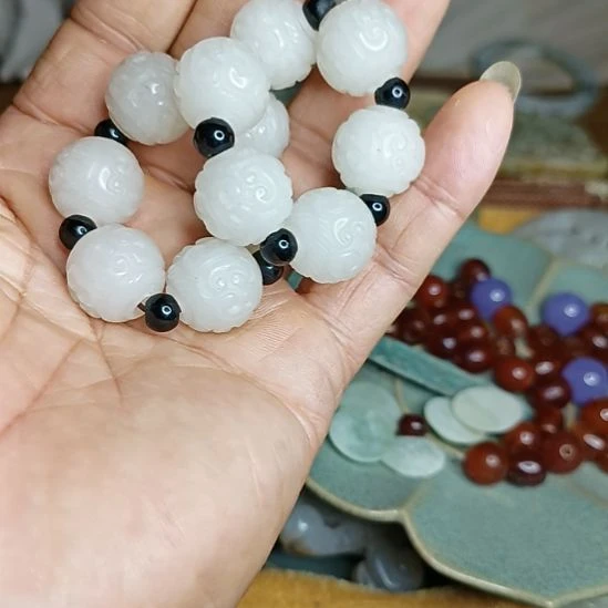 摆件我问问呃呃呃