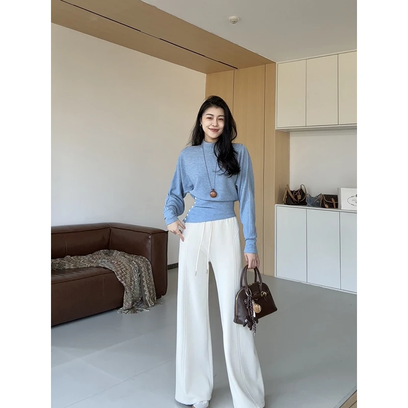 张阿星【蓝岛之恋】高领不规则设计感收腰上衣+米白垂感百搭直筒裤