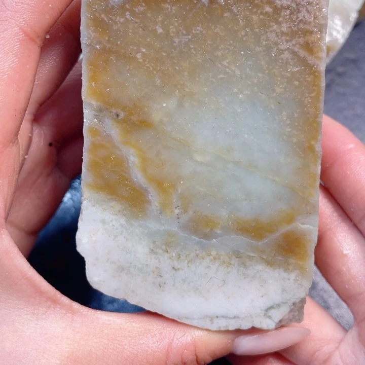 和田玉未镶嵌珠宝半成品